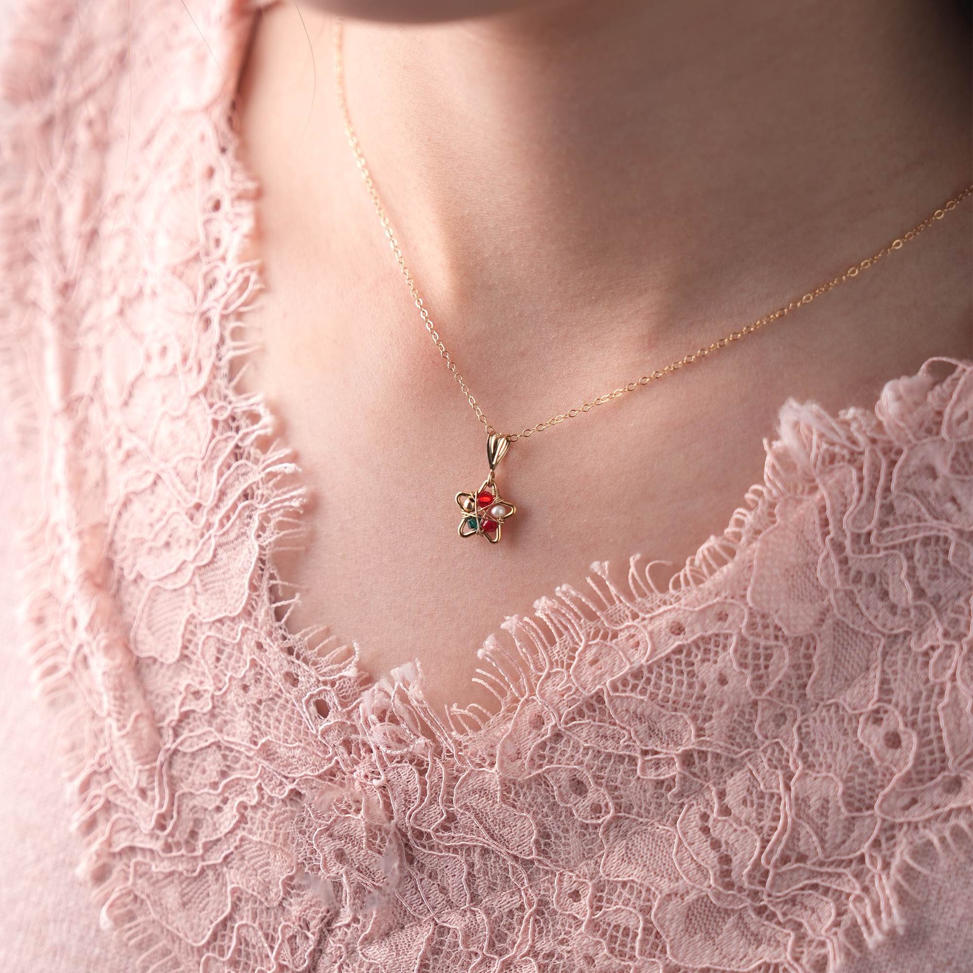 【冬支度/お正月】14kgf 胸元に輝く聖夜の星 ネックレス ワイヤーアート 淡水パール