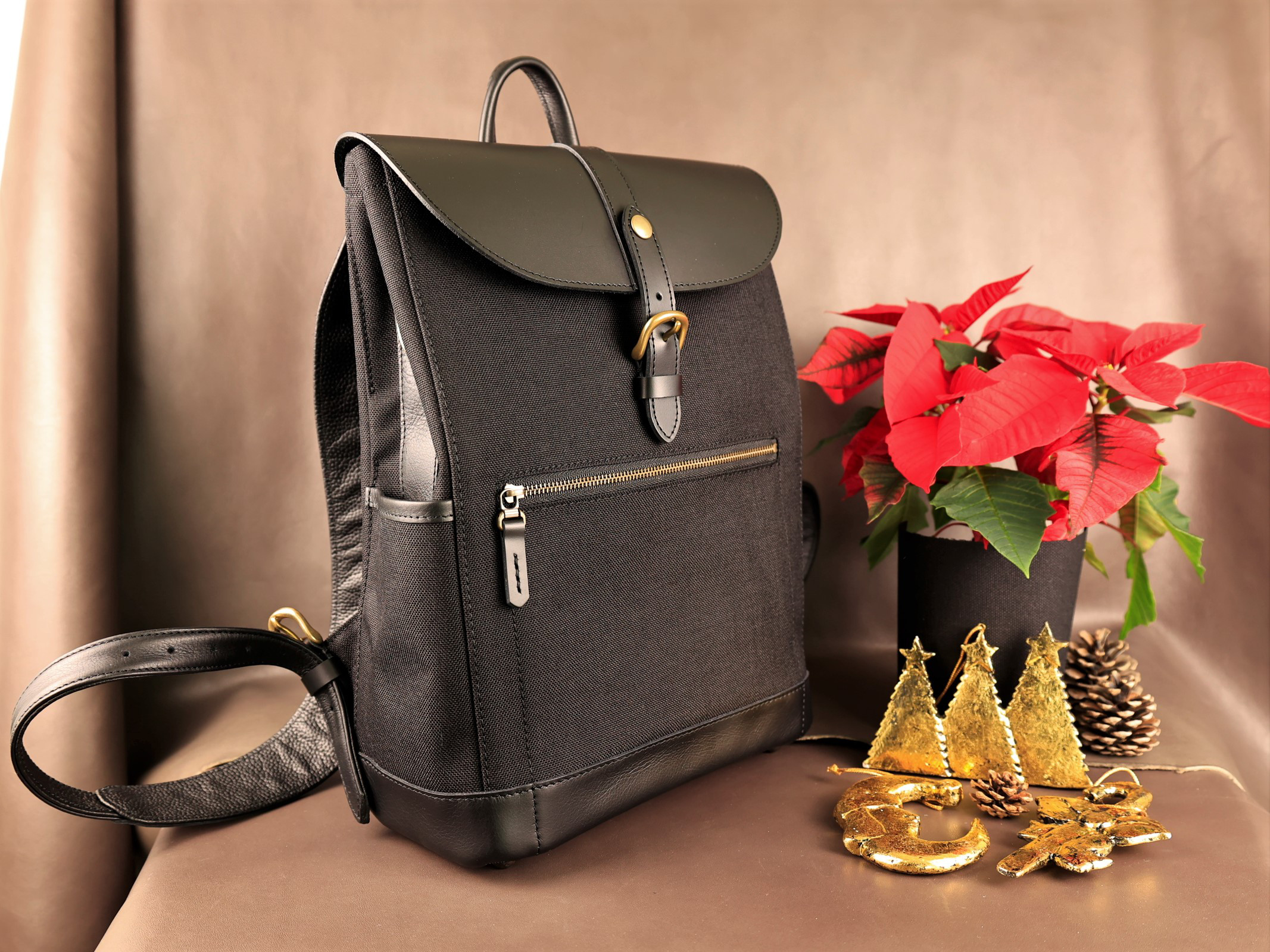 1点ものクリスマス2025　大人のcordura＆レザートリムミニスリムリュックプレミアムBlackAT送料無料！