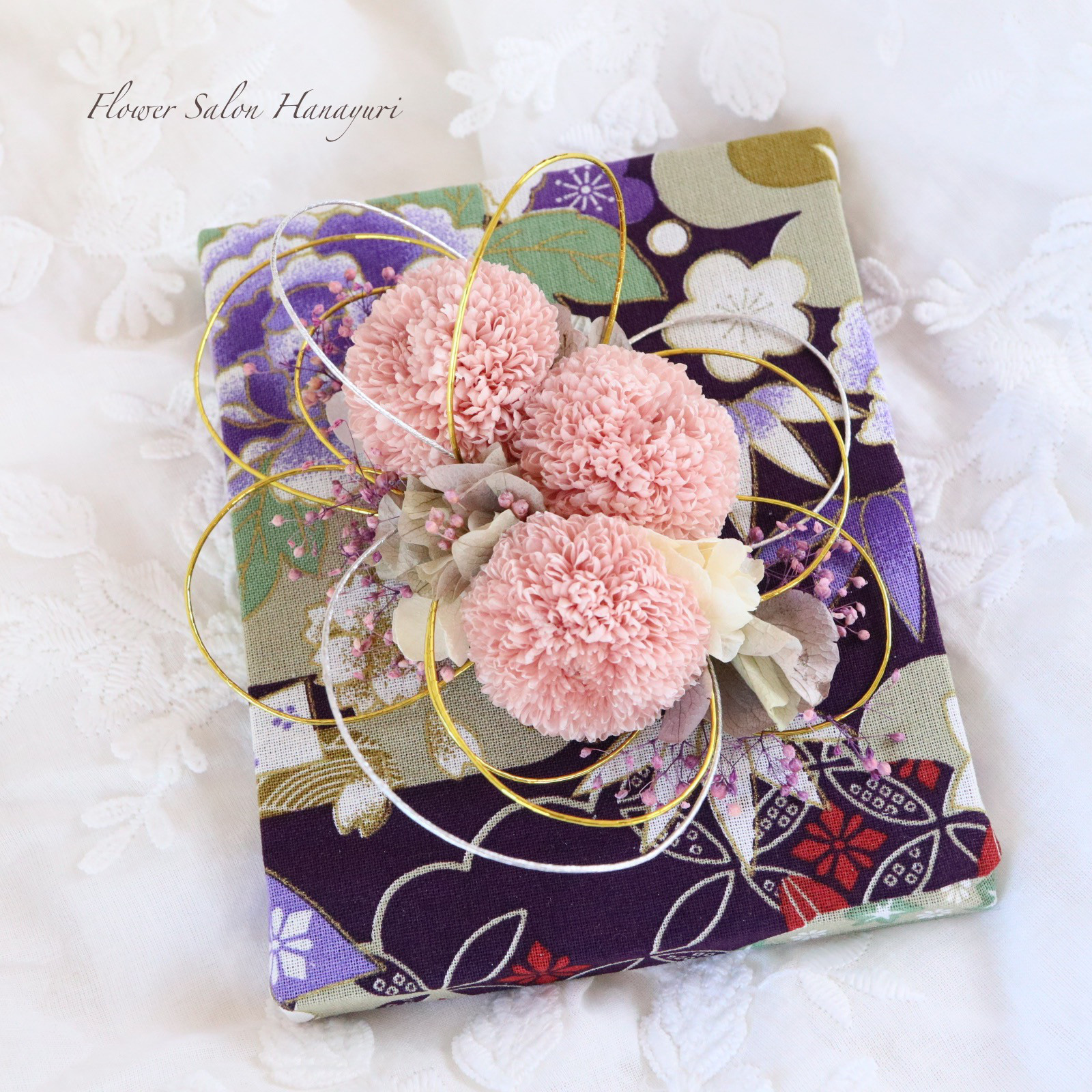 プリザーブドフラワー　ポンポンマム　和風　壁掛け　菊　水引き　紫陽花　かすみ草　お正月　節句　お祝い　フラワーギフト