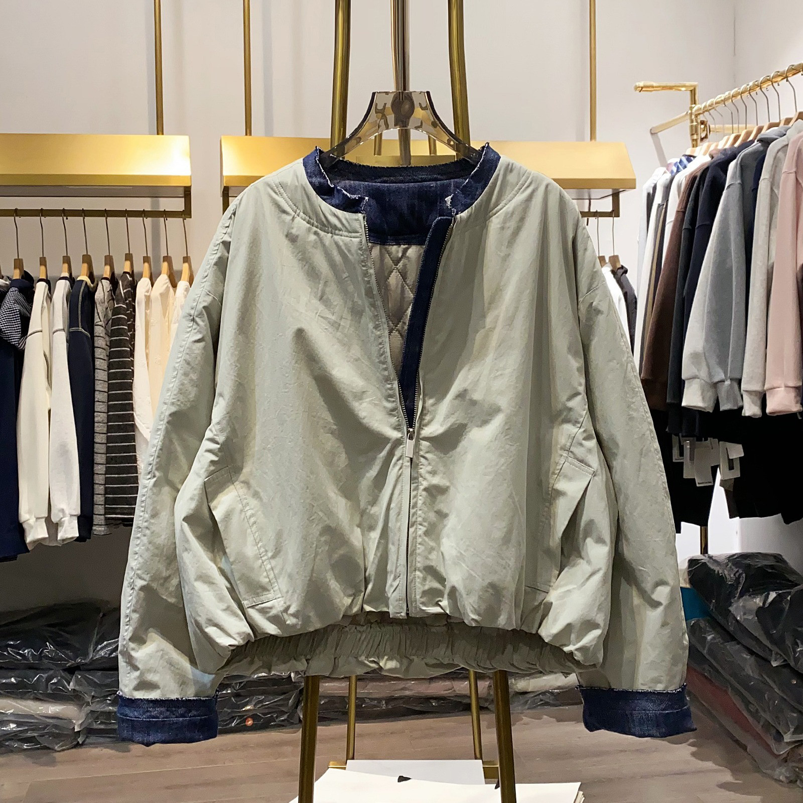 レディース 中綿ジャケット デニム襟 切替 薄手 アウター 防寒 6,322円