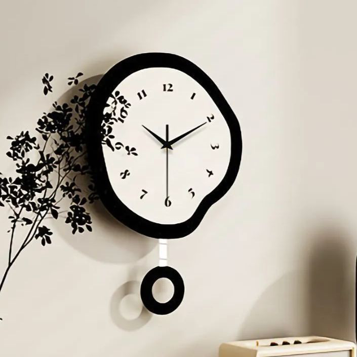 掛け時計 壁掛け時計 ファンタジーデザイン 静音 時計 オシャレ 北欧 アナログ 不規則形状 電池駆動自動シャットオフ