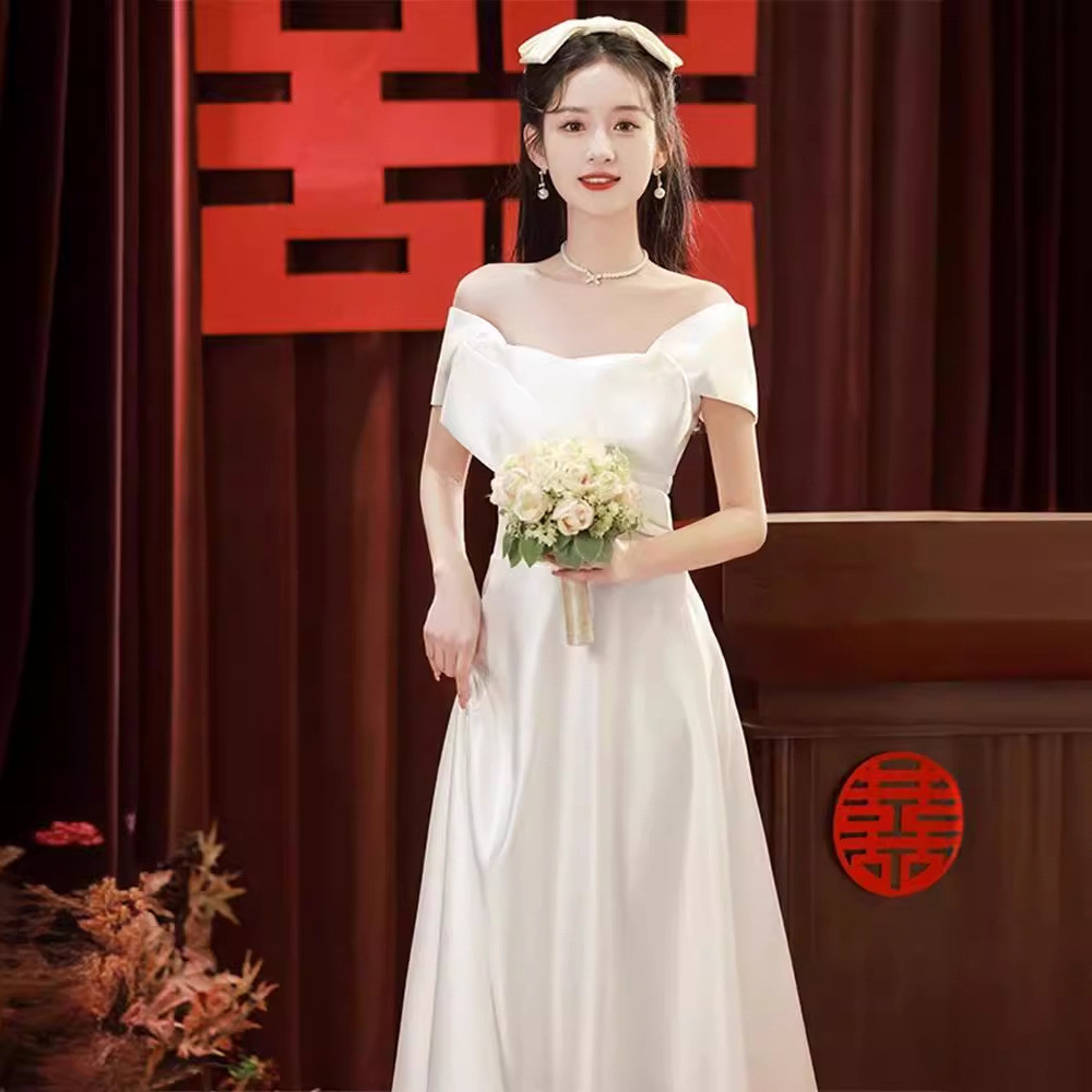 高級感 白 黒 サテン オフショルダー ウェディングドレス シンプル 優雅 韓国風 花嫁 誕生日 前撮り HL646