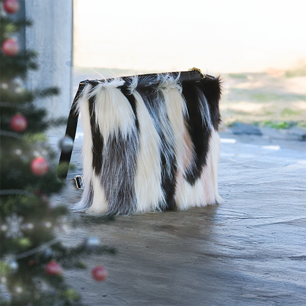 2way 斜めがけに使えるB5サイズ エコファーのショルダーバッグ│マルチカラー