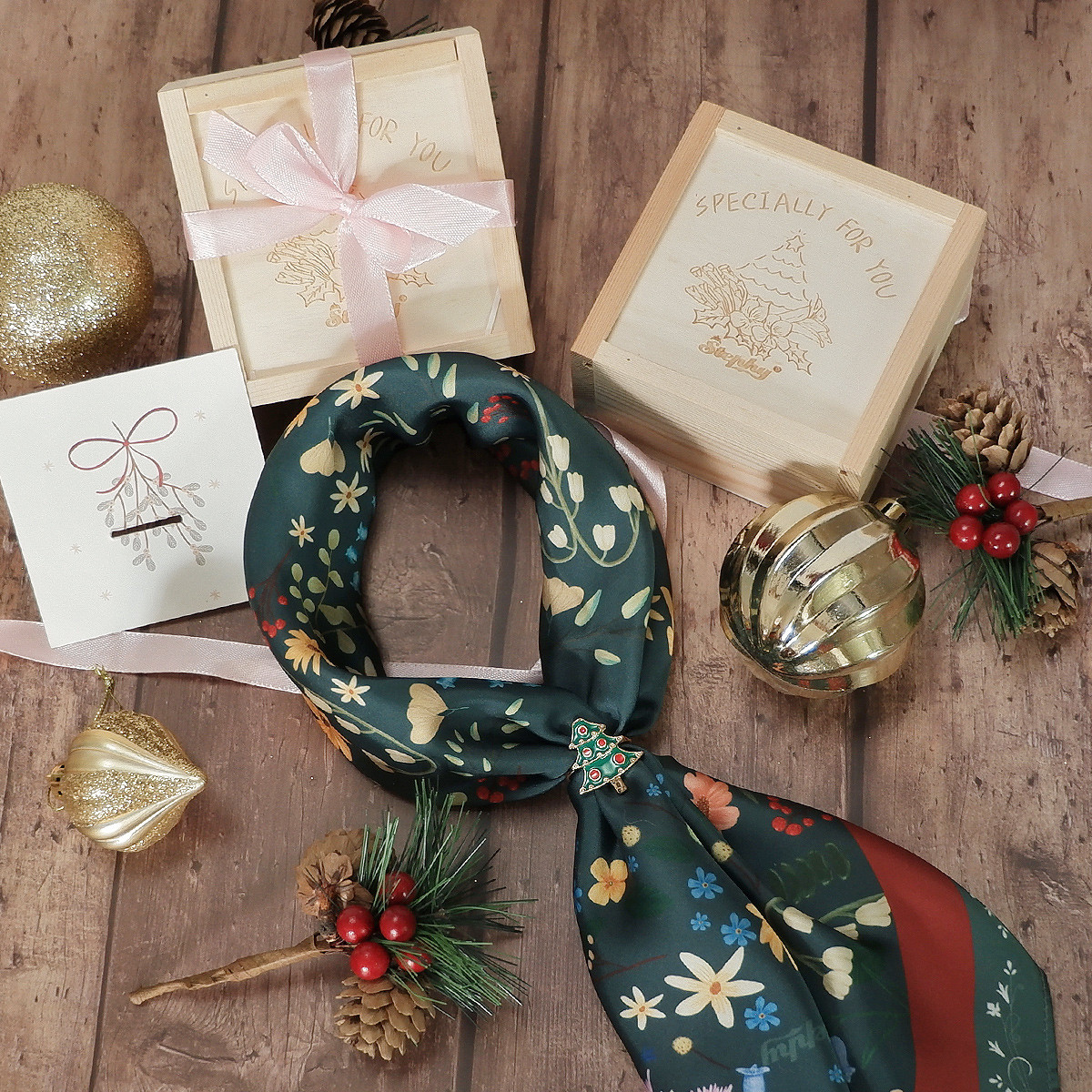 【送料無料】クリスマスボックス★シリーズ スカーフ&スカーフリングセット クリスマスフラワー柄