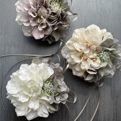 オーストリッチ フェザーコサージュ オフホワイト コサージュ hanaki