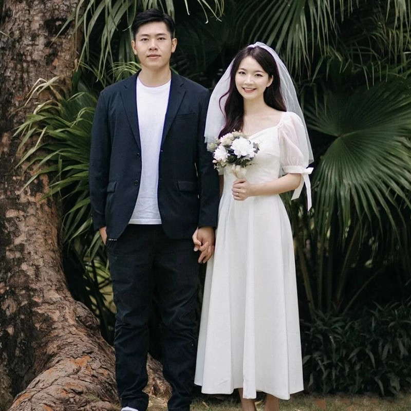 高級感 白 黒 パフスリーブ ウェディングドレス シンプル 韓国風 花嫁 誕生日 成人式 前撮り HL672 7,409円