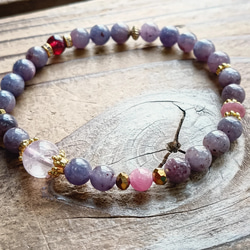 ◇新作2021◇◇マニカラン水晶レッドフラワーファントムのブレスレット