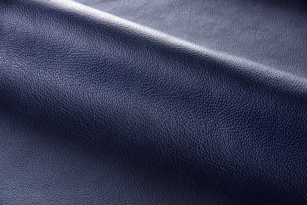 《LIONA》レザーフラップケース　iPad mini 8.3インチ用《5colors》