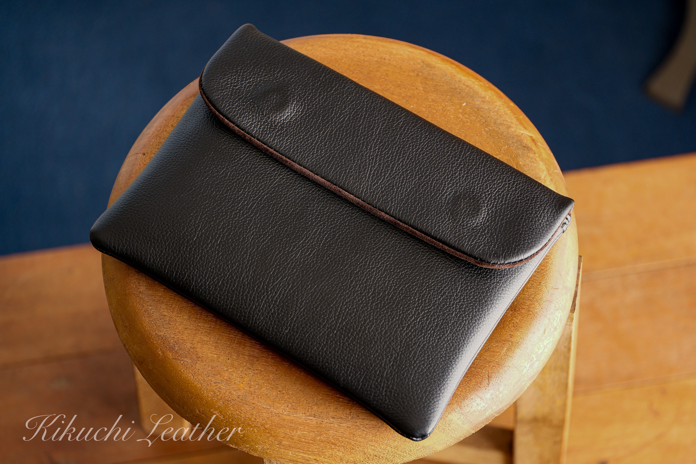 《LIONA》レザーフラップケース　iPad mini 8.3インチ用《5colors》