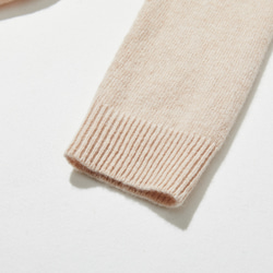 舒適時尚的針織毛衣，秋冬季必備單品。 100%羊毛，米色，貨號251120-1。 第5張的照片