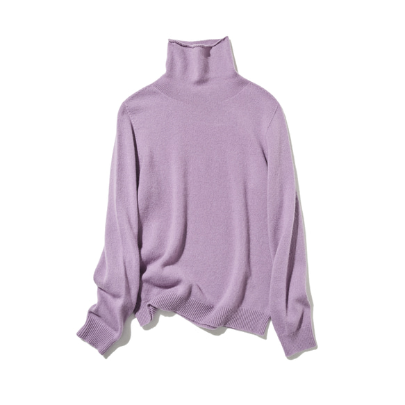 舒適時尚的針織衫，適合秋冬季節穿著。 100%羊毛，淺紫色（251120-8）。 第1張的照片