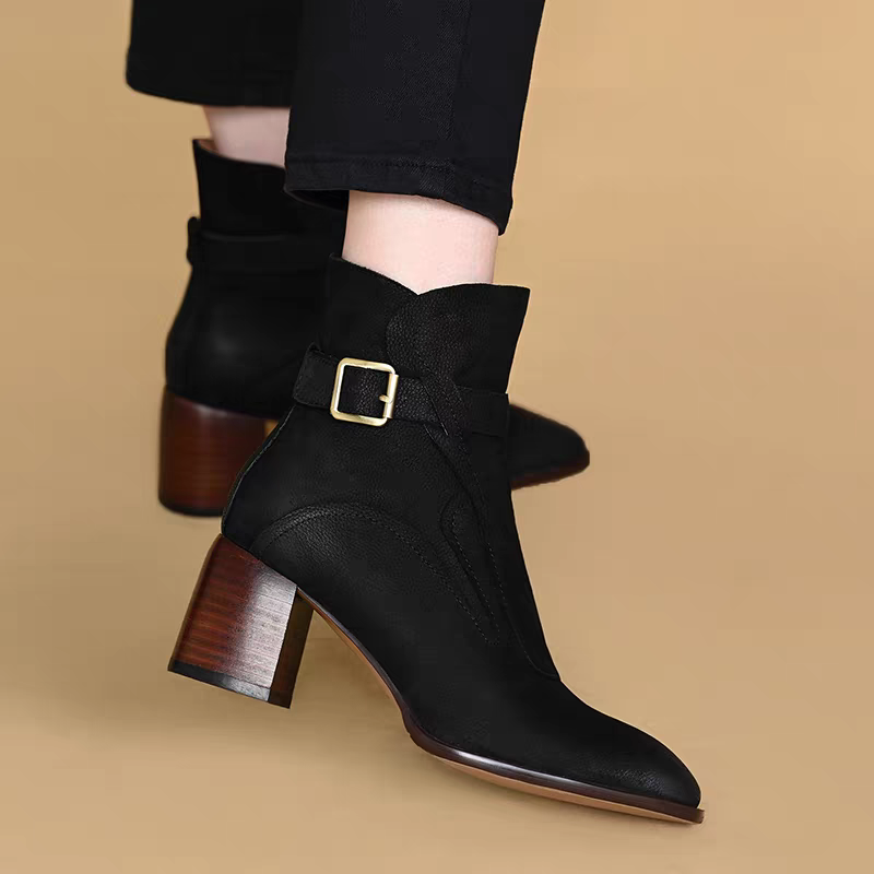 太ヒール レディース ショートブーツ オブリークトゥ ブーツ 6.5cmヒール ショート 40代 50代 60代 本革