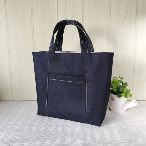 デニムトートバッグ インド刺繍リボンがお洒落 きちん感のある布バッグ
