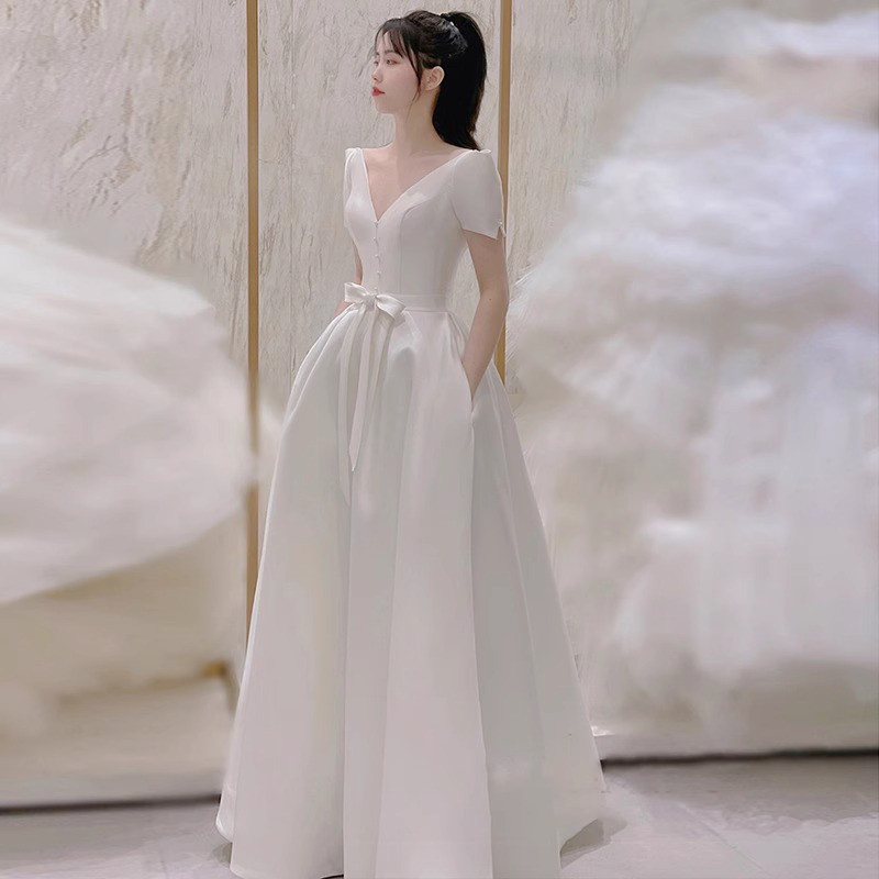 高級感 白 赤 サテン Vネック ノースリーブ リボン パーティードレス シンプル 誕生日 成人式 前撮り HL682