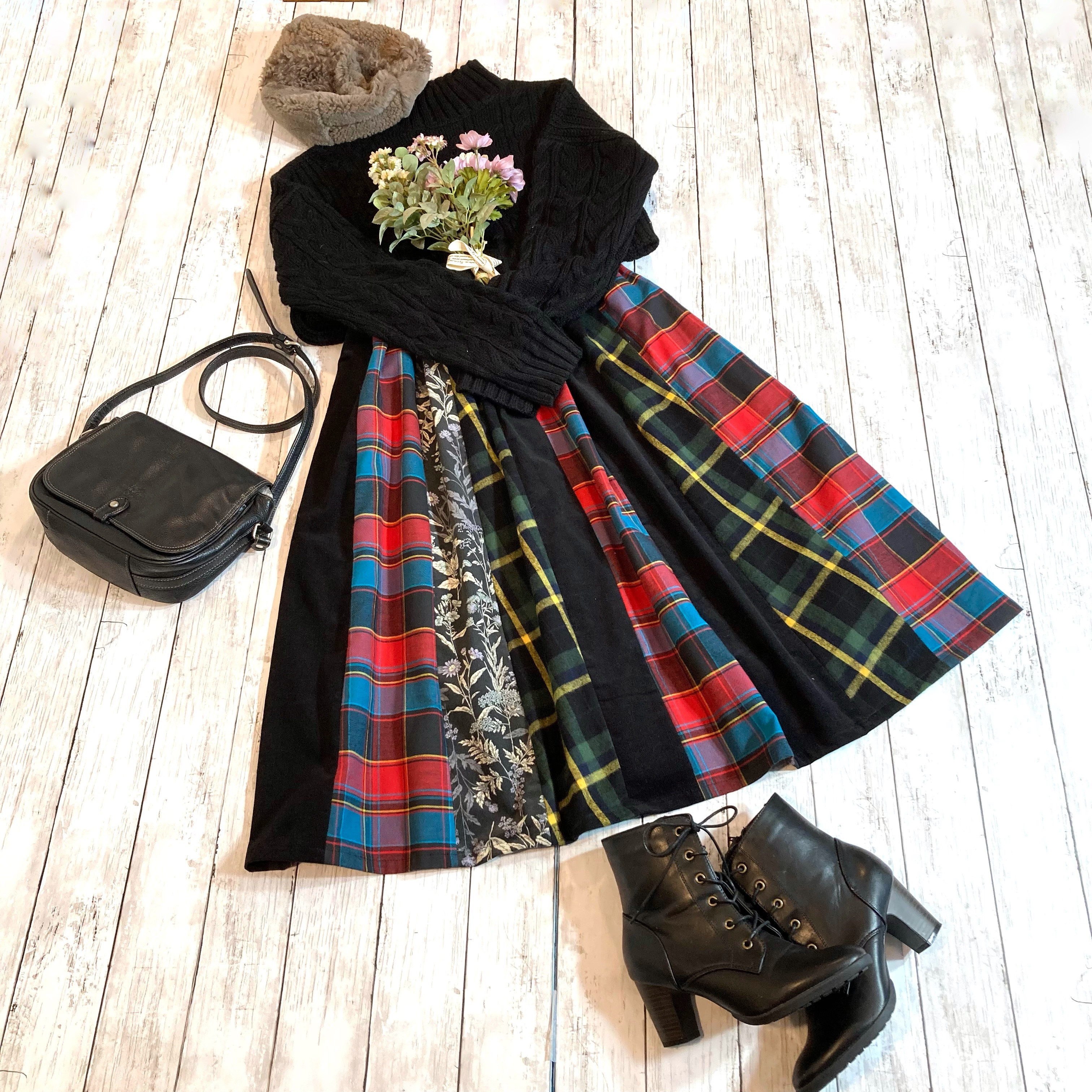 播州織起毛チェック＆Hokkoh花柄＆ブラックコーデュロイのパッチワークスカート(裏地付き)by彩苺[Ｍ2551]