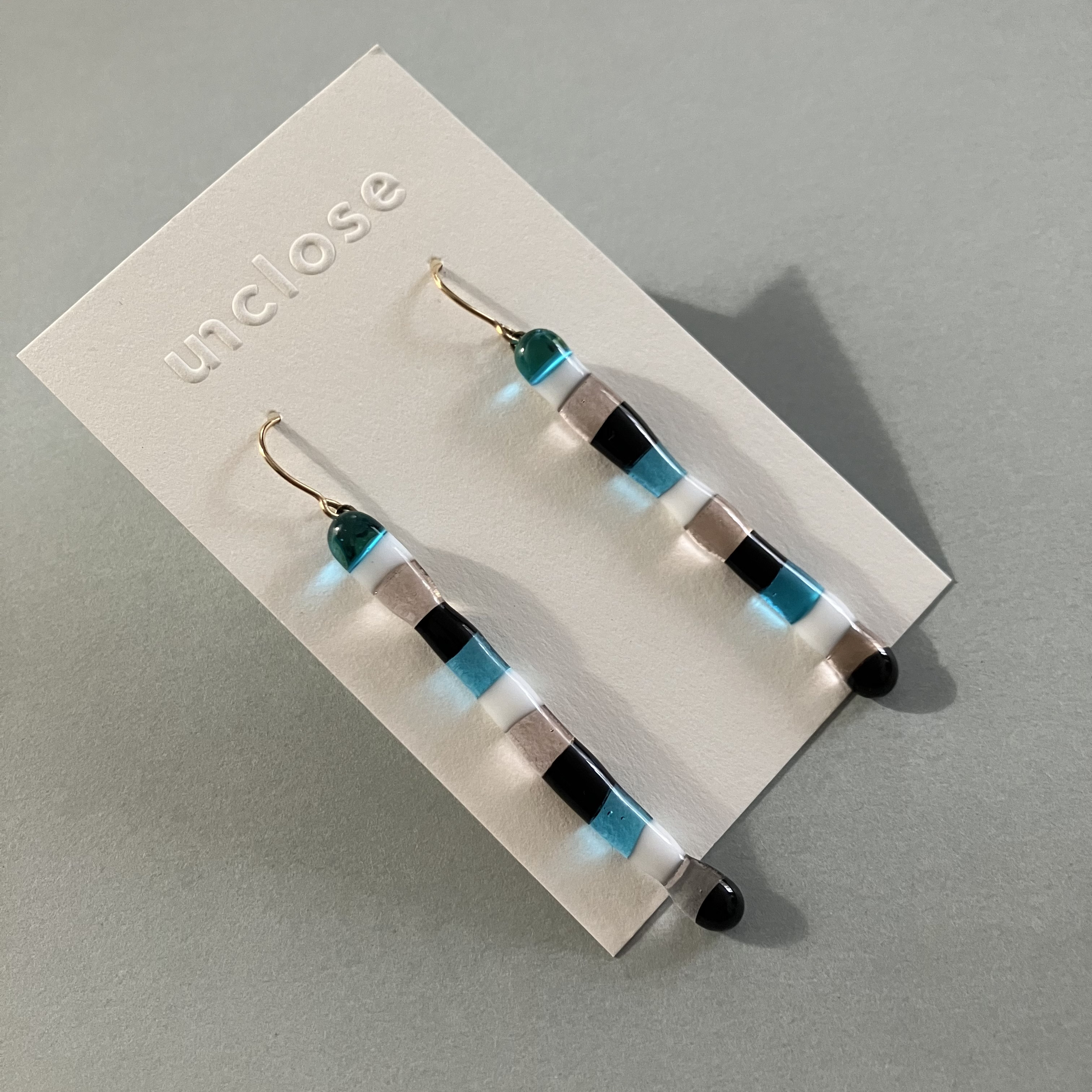 ガラスのピアス、イヤリング　金属アレルギー対応