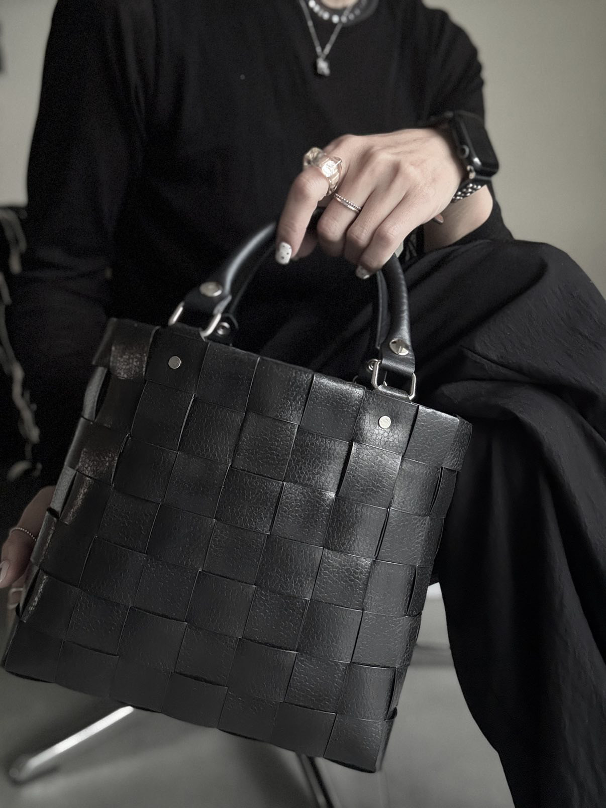 ブラックレザー調プラカゴ