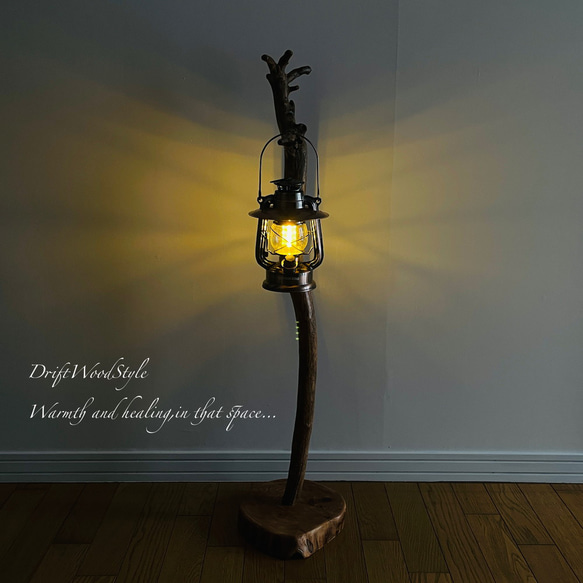 L字を描く古木風な流木スタンド ランタンやエアプラントを飾れる置物 北欧 照明 N110 7枚目の画像