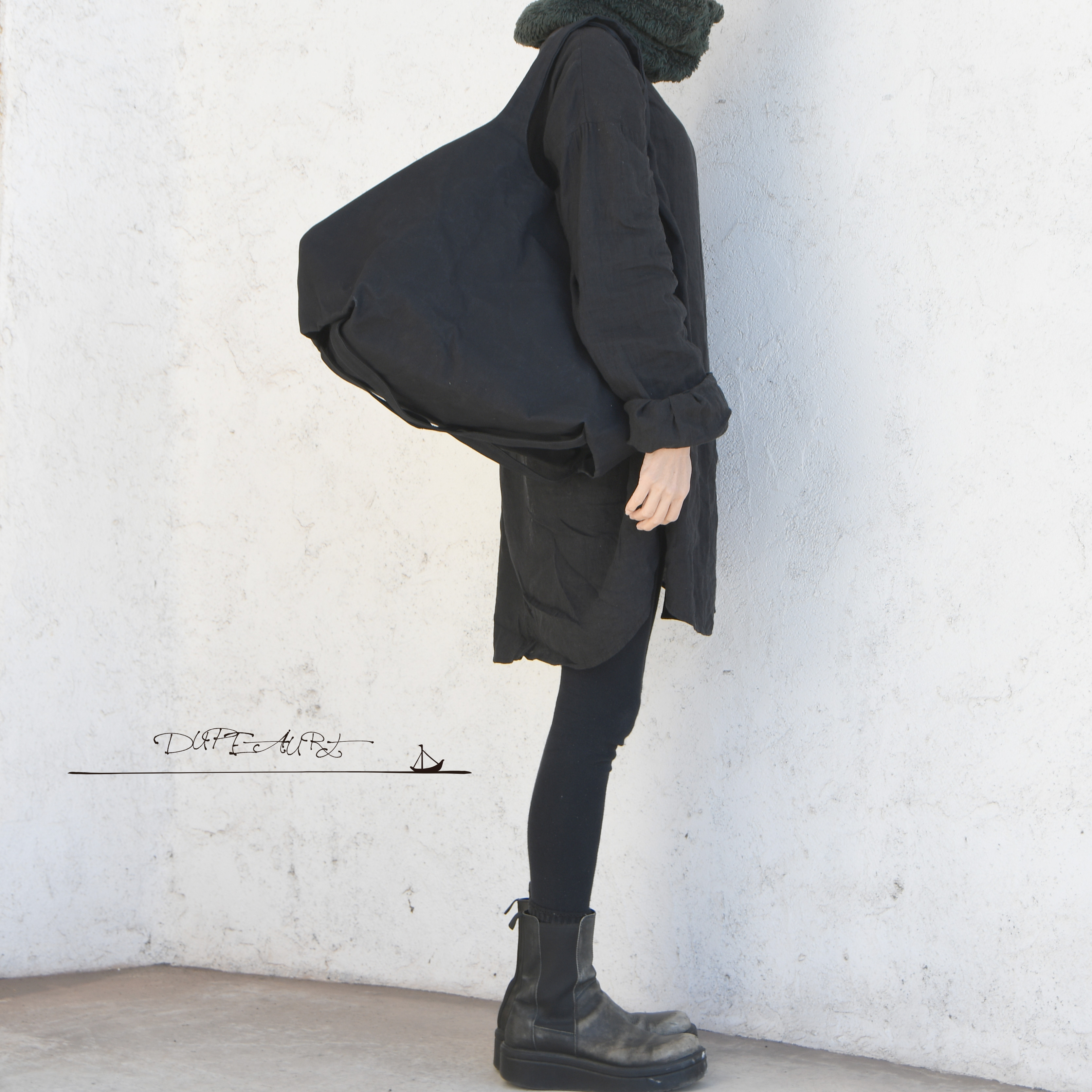 DUPEAURT/デュポー/ハンドルと底と側面のすべてが一枚の布で出来たトートバッグ/底補強ベルト付き/大容量/ブラック