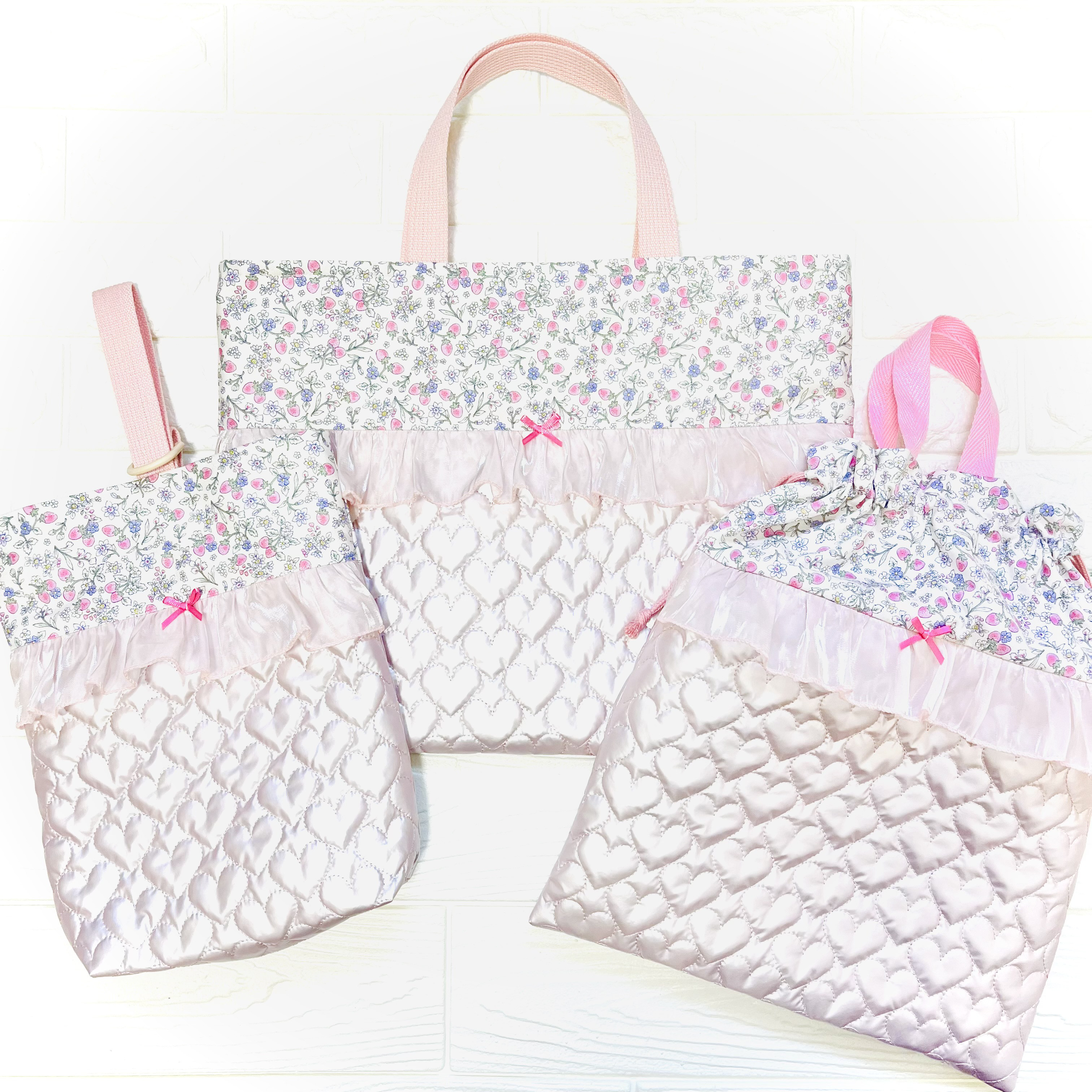 入園入学　3点セット　いちごフラワーピンク✖️ハートキルティング