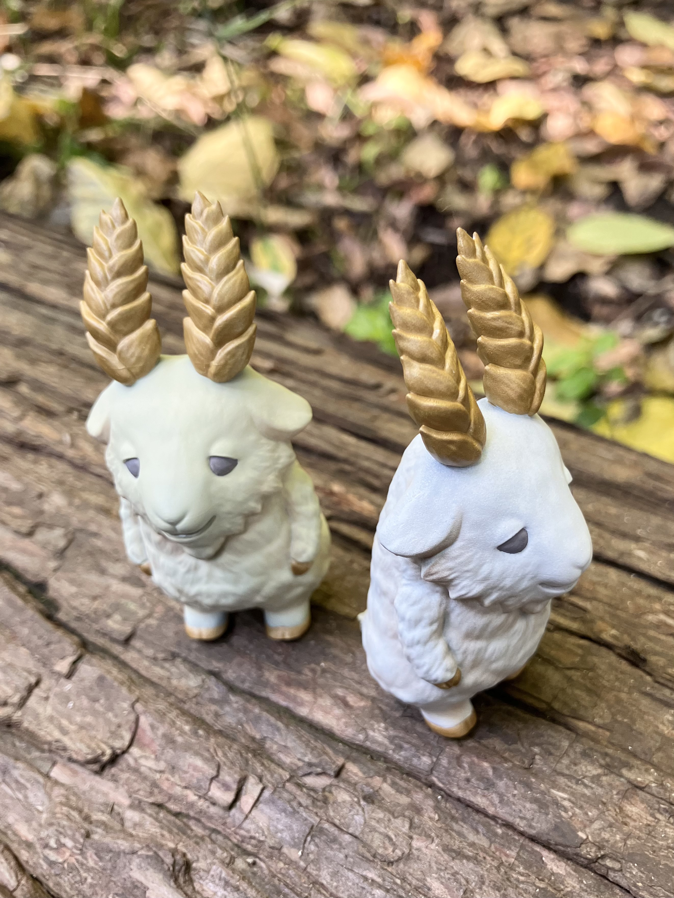 麦の角の子ヤギ《ムギコヤギ》の置物