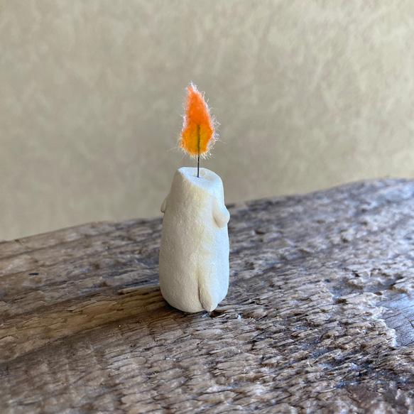 9935.bud 粘土のロウソク 4枚目の画像