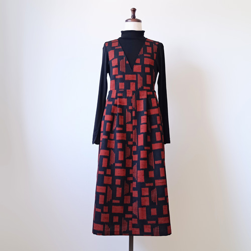 送料無料 着物リメイク 紬のジャンパースカート 刷毛目模様 ワンピース