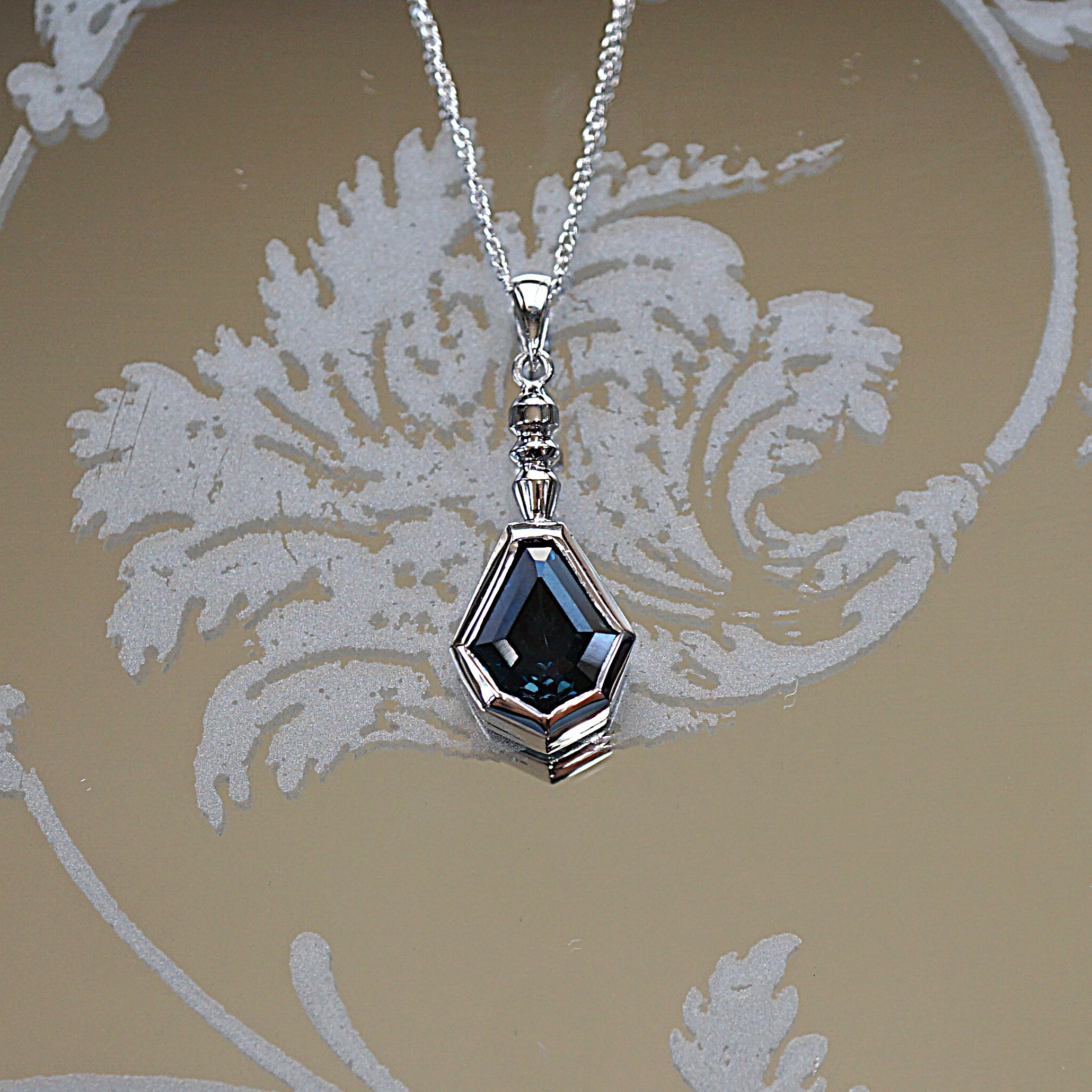 SV　宝石の小瓶　ロンドンブルートパーズ②　ペンダント＜ヘッドのみ＞