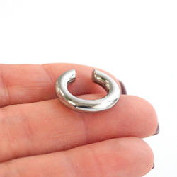 ese164 [訂製/4個裝] 簡約粗圓耳夾，線徑：約4毫米，外徑：約19毫米，不鏽鋼配件 第2張的照片
