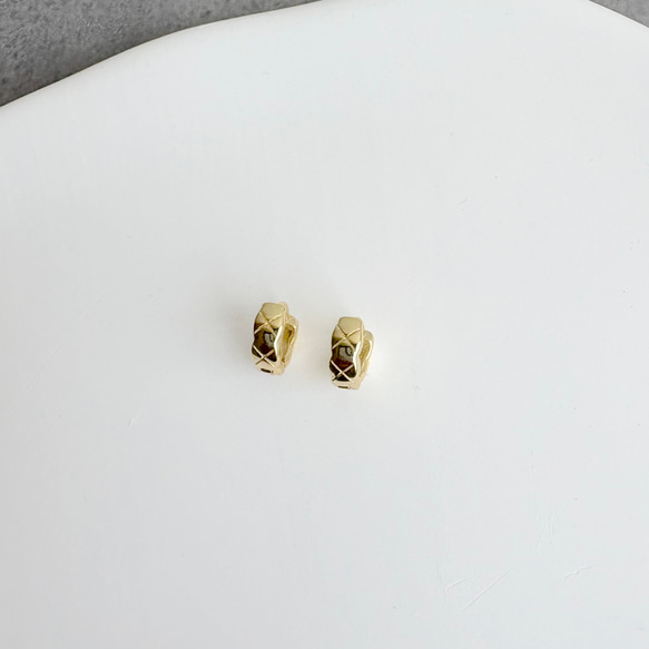 【つけっぱなし】超極小7ミリフープピアス ゴールド 8枚目の画像