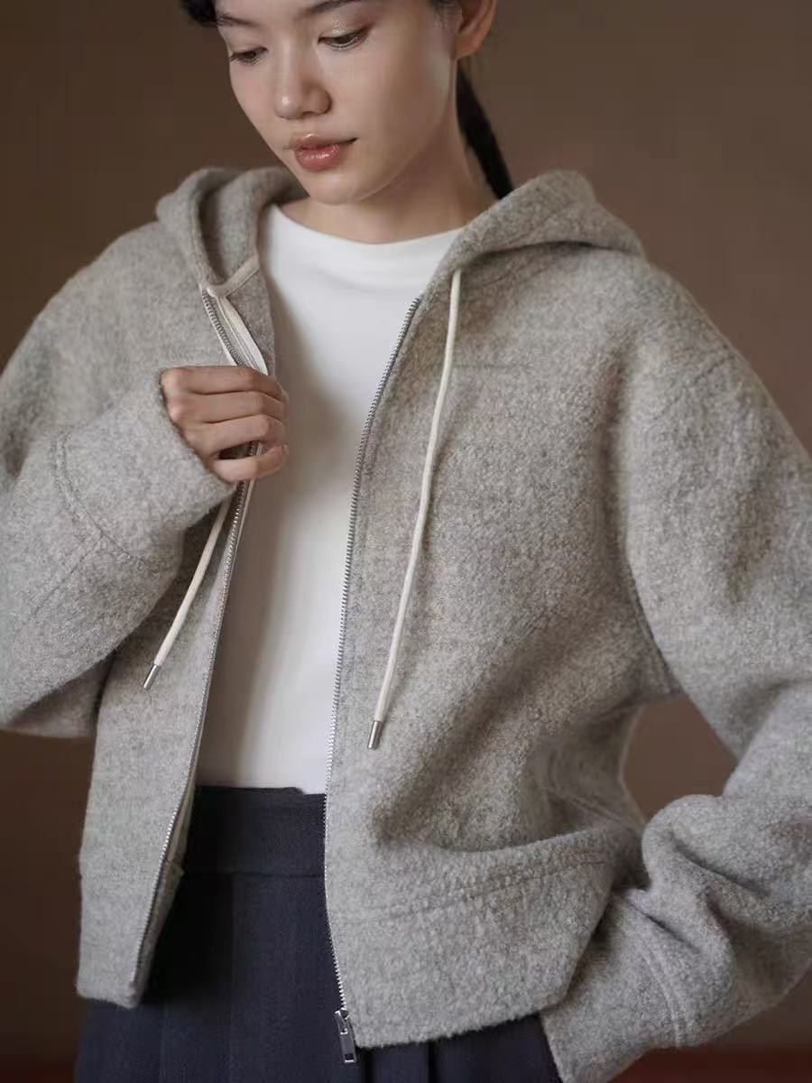 ウール100%長袖ベージュパーカー