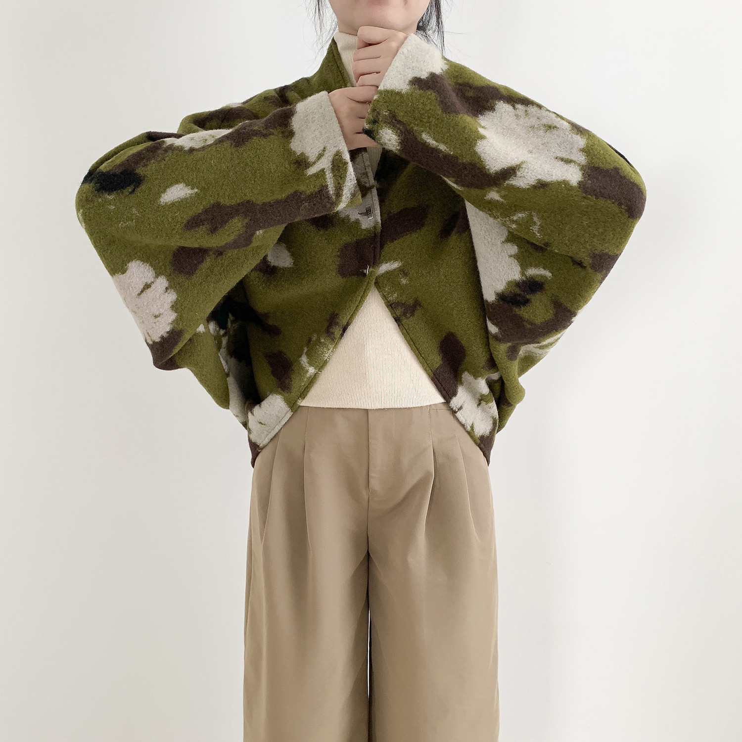 en-enウール６０%花柄起毛の変形羽織