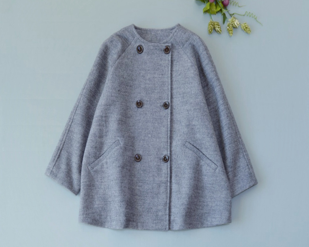 総裏シンプルなノーカラーポケット付ショットコート♪