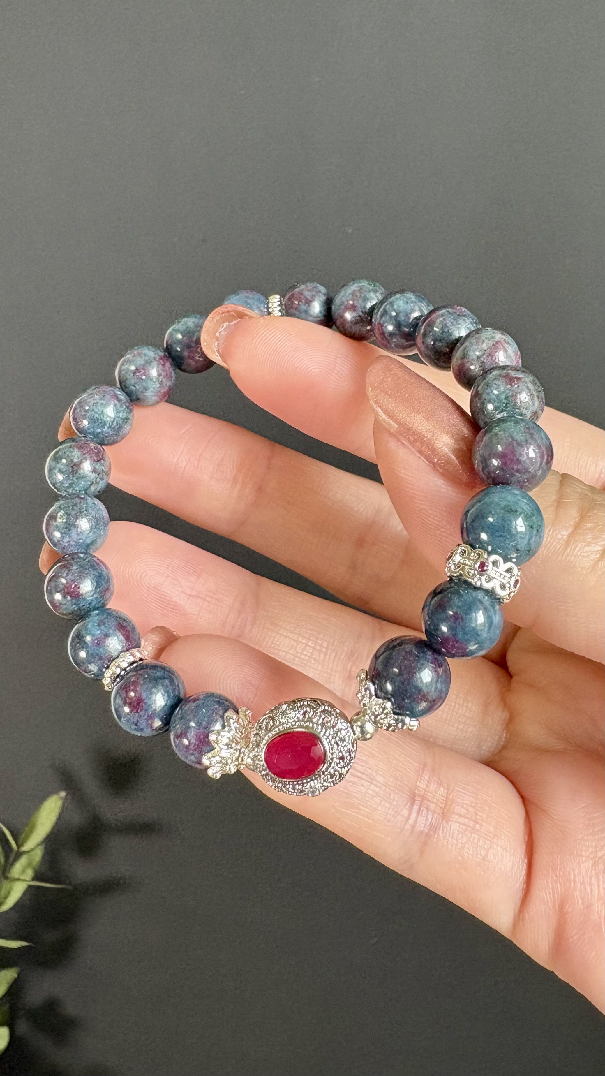 ルビーインカイヤナイトブレスレット370