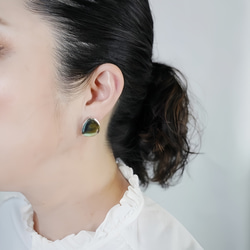 T-257 美濃燒磁磚耳環/耳環，黑珍珠色（皮革耳背） 第7張的照片