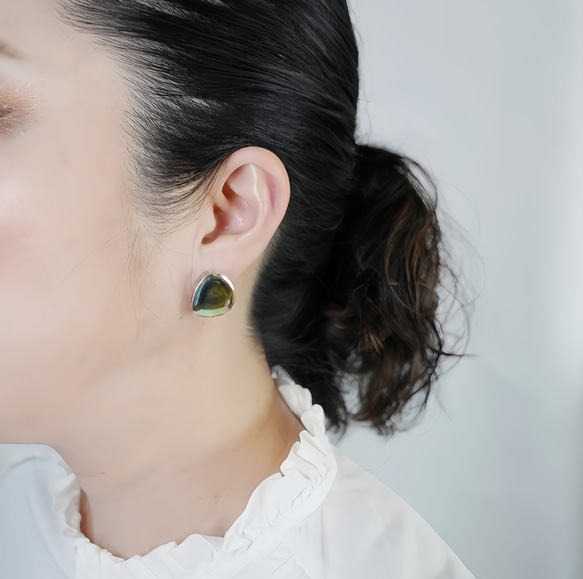 T-257 美濃燒磁磚耳環/耳環，黑珍珠色（皮革耳背） 第7張的照片