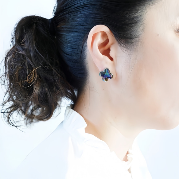 T-257 美濃燒磁磚耳環/耳環，黑珍珠色（皮革耳背） 第5張的照片