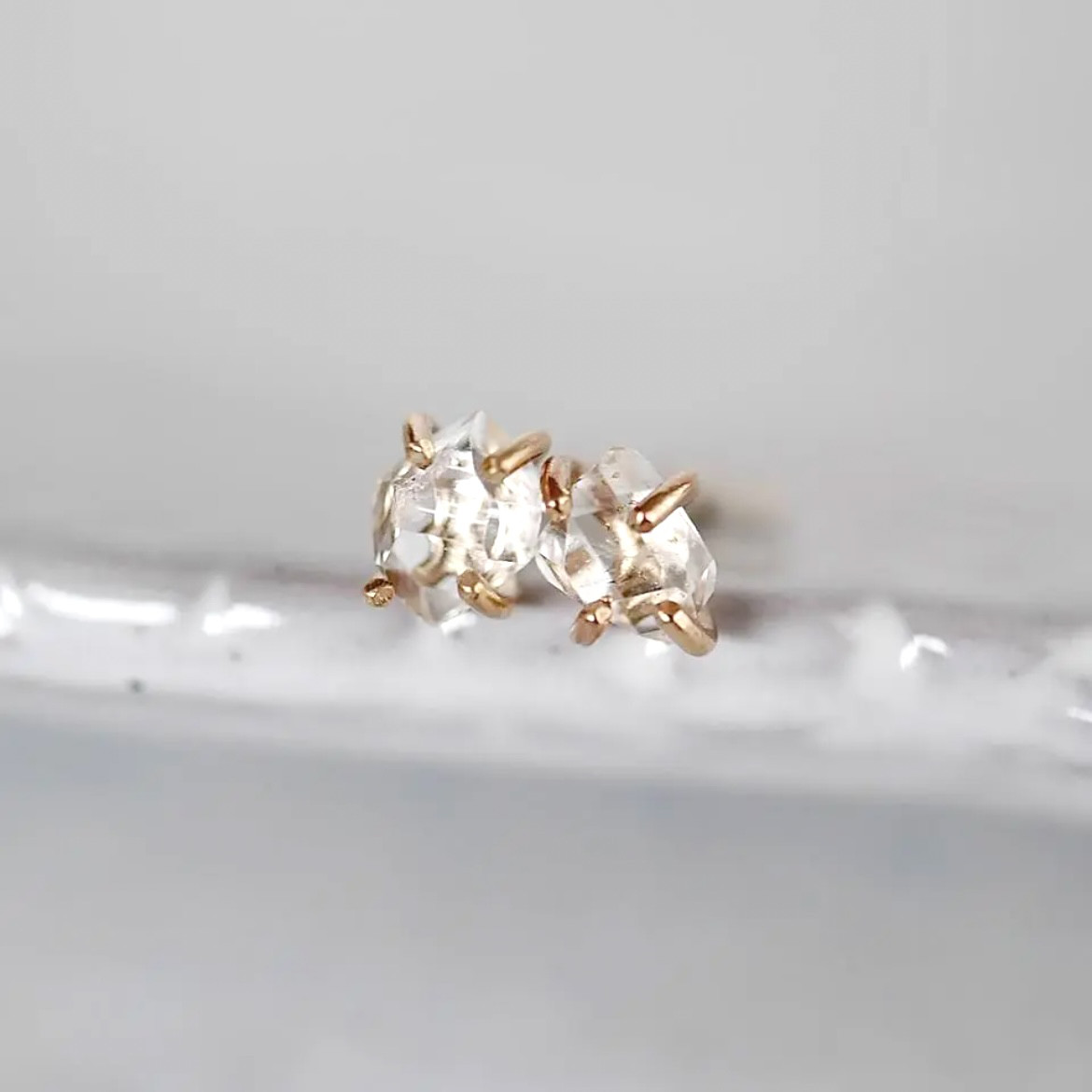 ハーキマーダイヤモンド 天然石 ピアス 14kgf 小粒