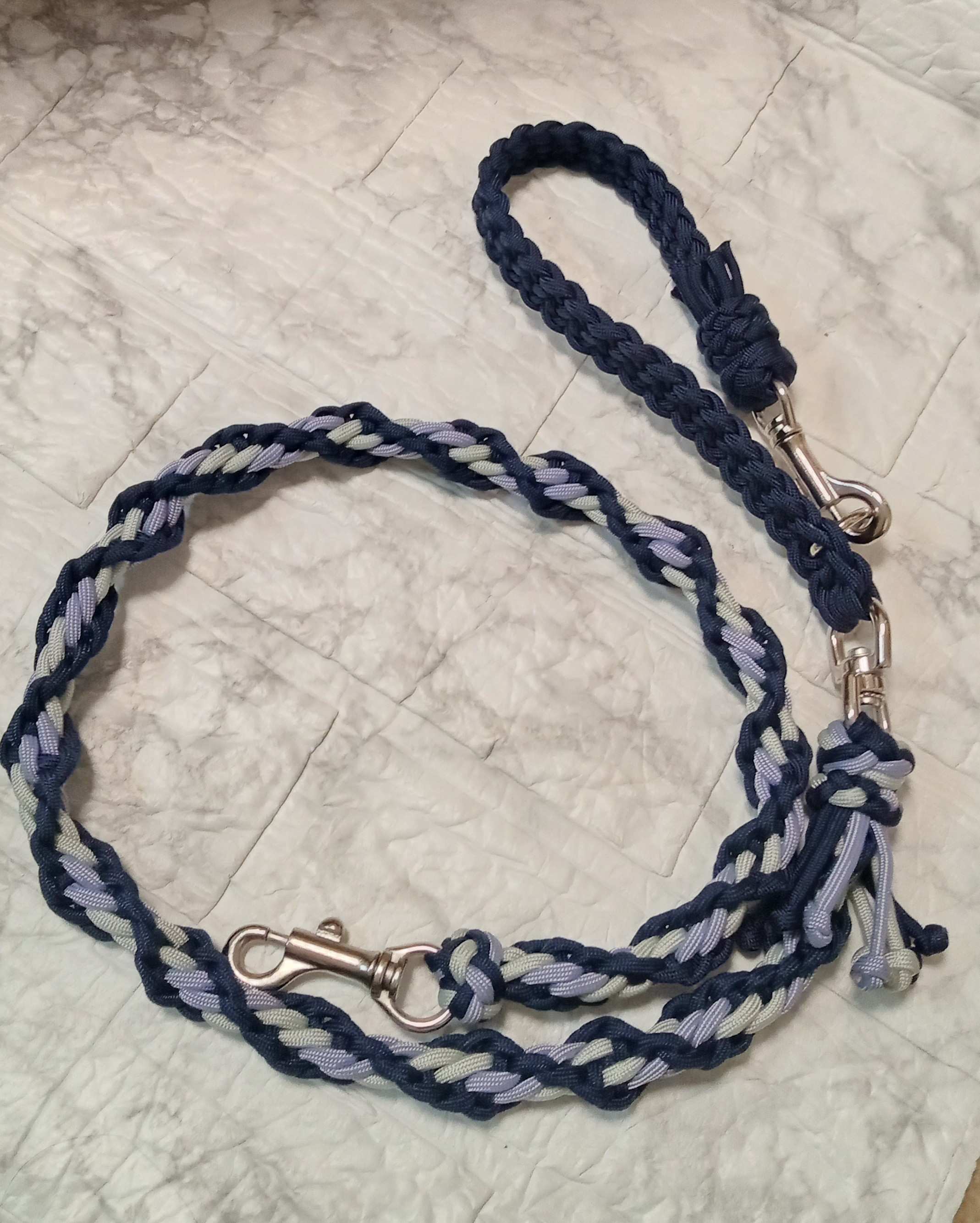 〜20kg対応】作家こだわり★パラコード　ネジネジカフェリード／中型犬に