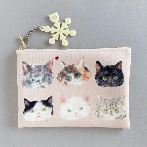 リクエスト専用　限定クリスマス　雪の結晶　猫　5個セット きょとん顔の猫たちポーチと雪の結晶キーホルダーセット 冬限定