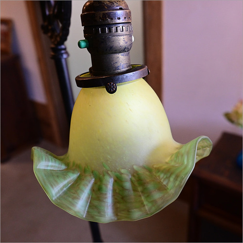 1点モノ アンティーク フロアランプ フリルガラスシェード 昭和レトロ