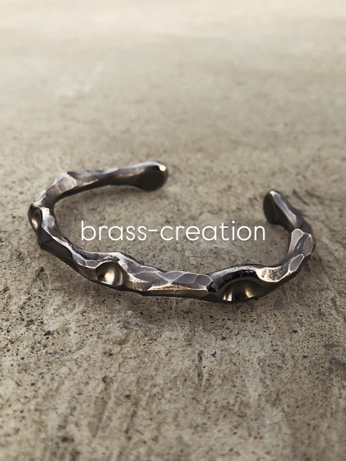 titanium bangle “silver rock” custom 2 純チタン製バングル 銀岩のバングル