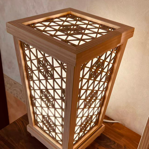 和モダンインテリアに｜木製組子行灯｜優しい灯りの間接照明 台形型麻