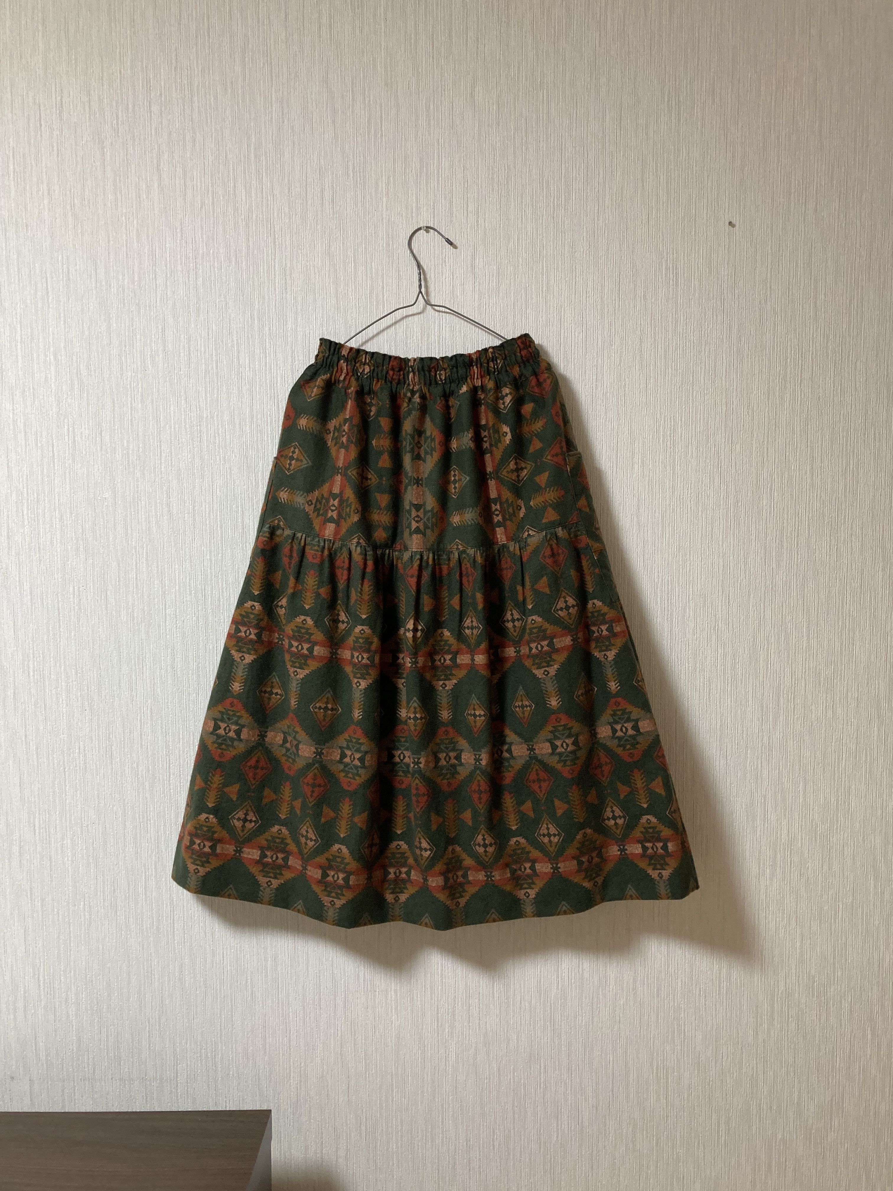 ネルのスカート