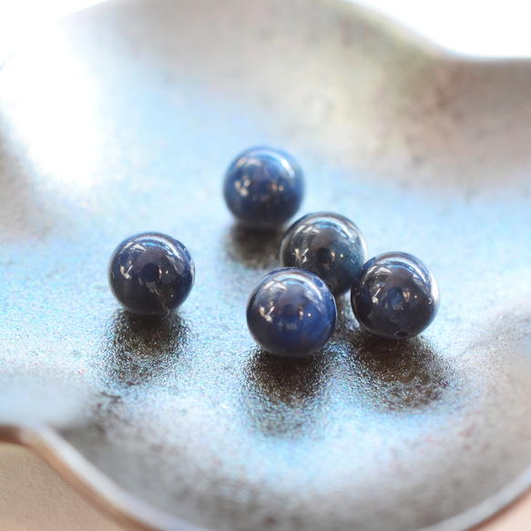 冬の新作【数量限定】超希少　ブルー　スギライト　つぶつぶタッセル　サージカルステンレスネックレス 3枚目の画像