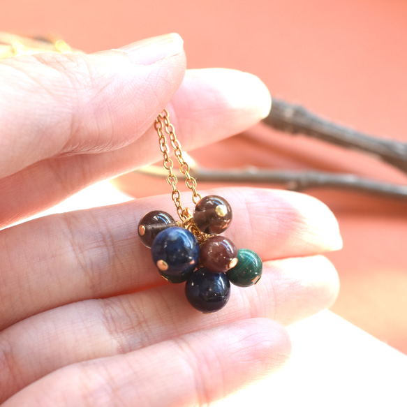 冬の新作【数量限定】超希少　ブルー　スギライト　つぶつぶタッセル　サージカルステンレスネックレス 6枚目の画像