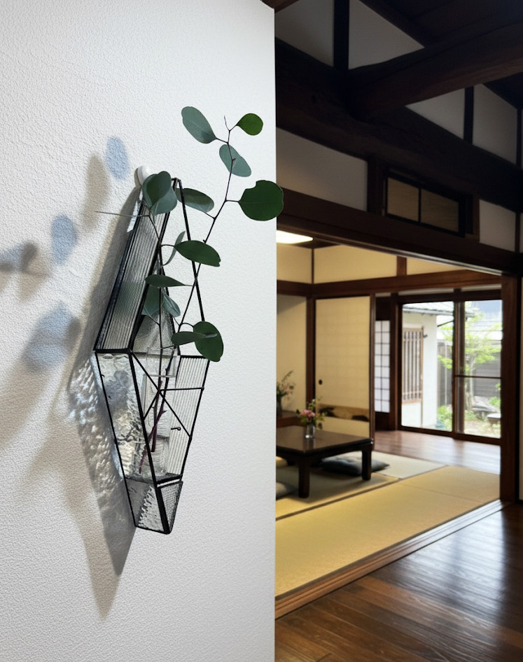 壁のインテリアに　ステンドグラスのフラワーベース・輪挿し【A波クリア】花器　花瓶　ガラス　壁掛け