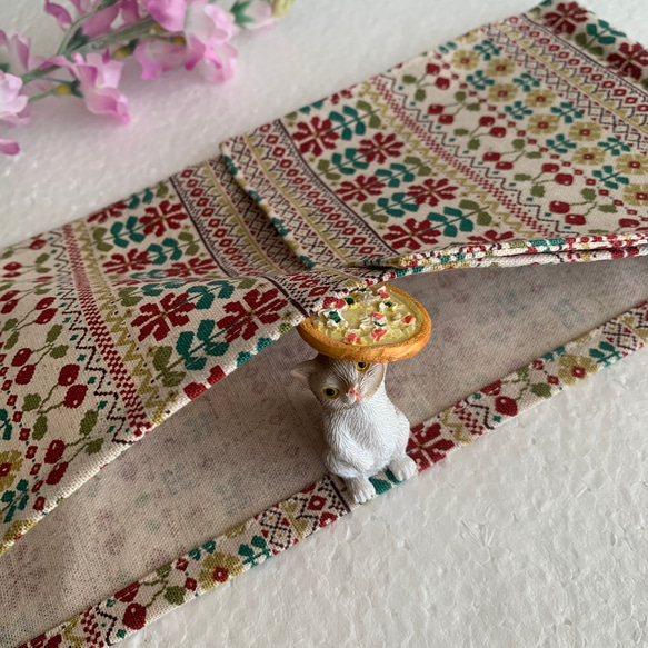 トイレットペーパーホルダーカバー♪チロリアン風フラワー♪4カラー 7枚目の画像