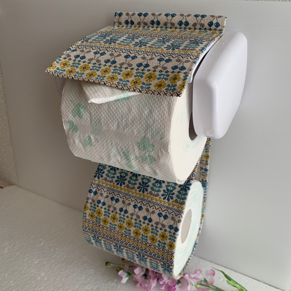 トイレットペーパーホルダーカバー♪チロリアン風フラワー♪4カラー 2枚目の画像
