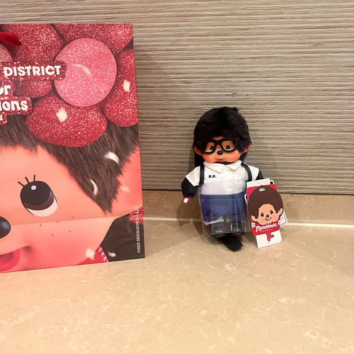 2025年11月 タイ限定 モンチッチ 学生 ぬいぐるみ の男の子 タイの